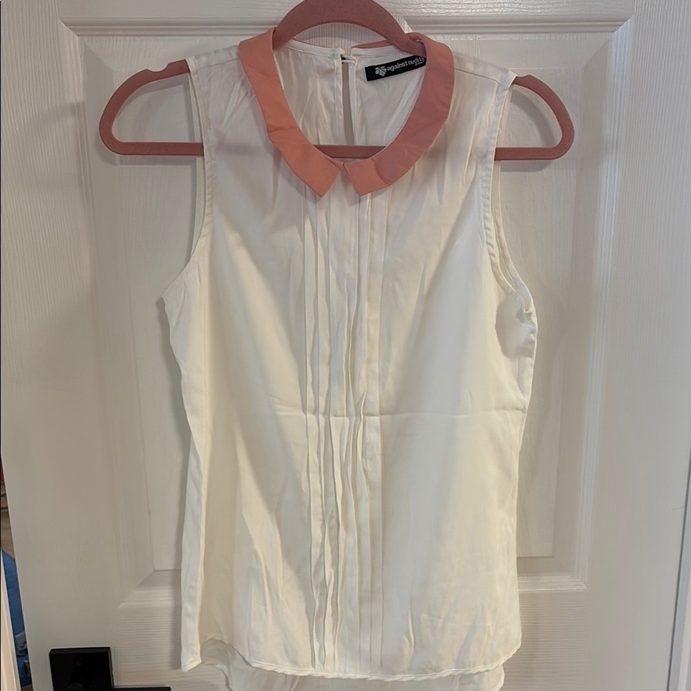 Women's Sleeveless Top with Pink Collar